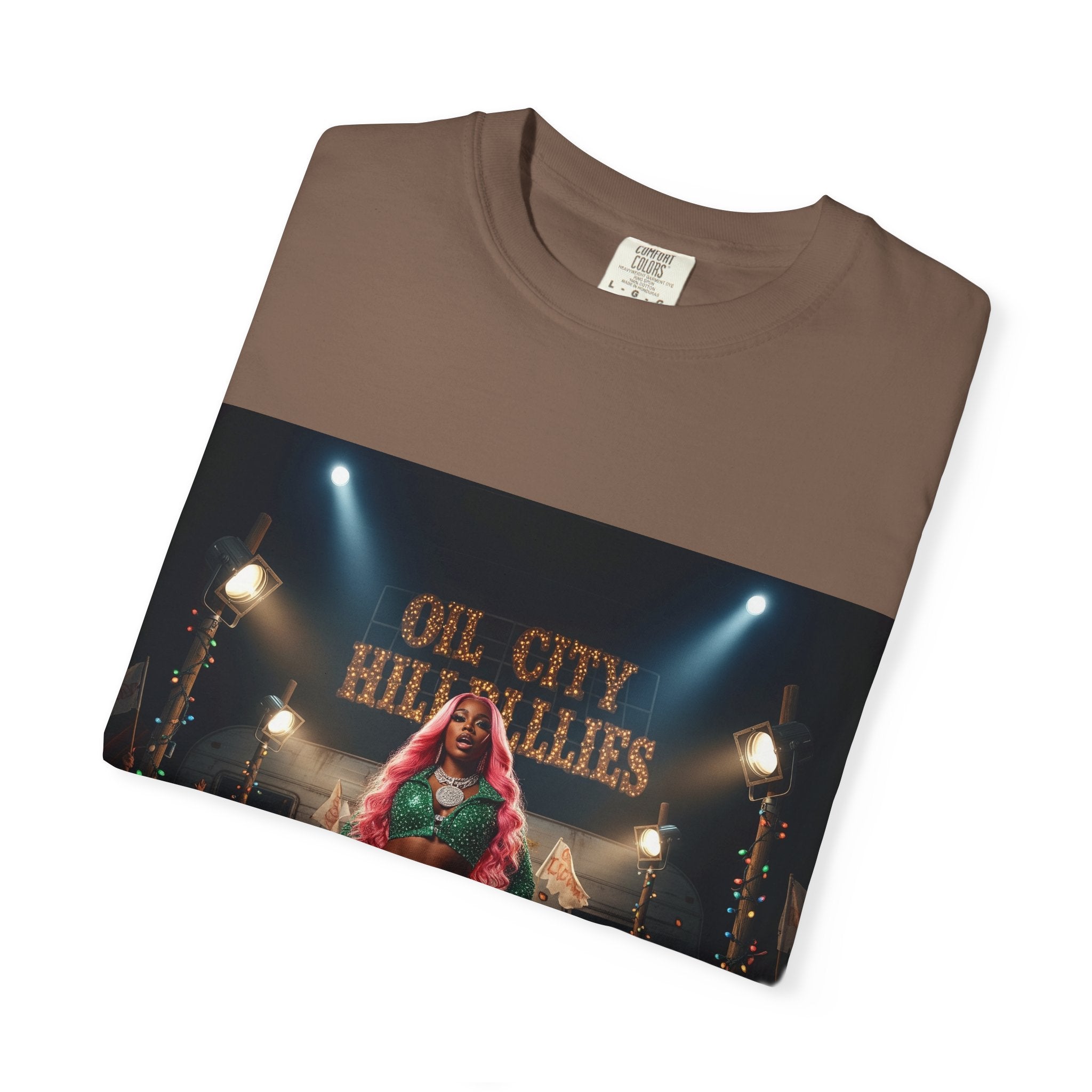 Vintage Oil City T-shirt - Bold Graphic Tee for Music Lovers, Perfect for Concerts, Festivals, Gifts, Everyday Wear